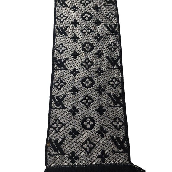 Louis Vuitton LV Black Silver Shine Monogram Logomania Scarf Pre-Owned - Picture 9 of 9